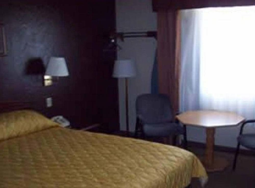 Lyons Inn Ngoại thất bức ảnh