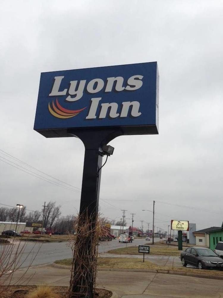 Lyons Inn Ngoại thất bức ảnh